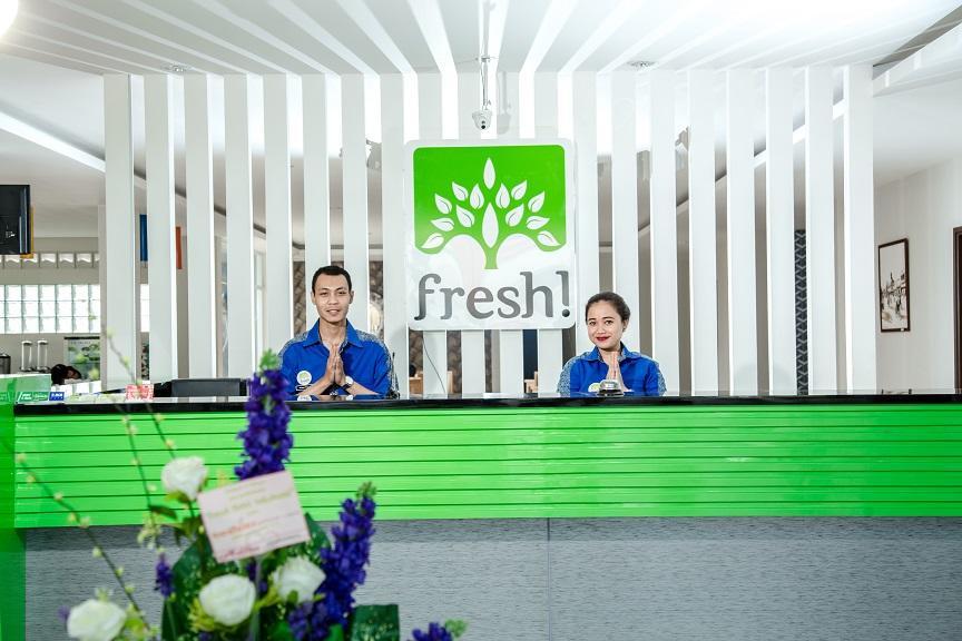 Fresh Hotel Sukabumi Eksteriør billede